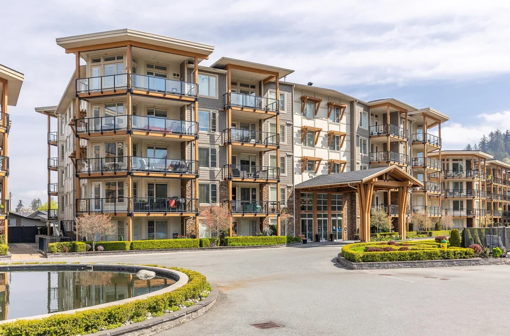Condo for sale at 203 45750 Keith Wilson Road Chilliwack British Columbia - MLS: R3095283