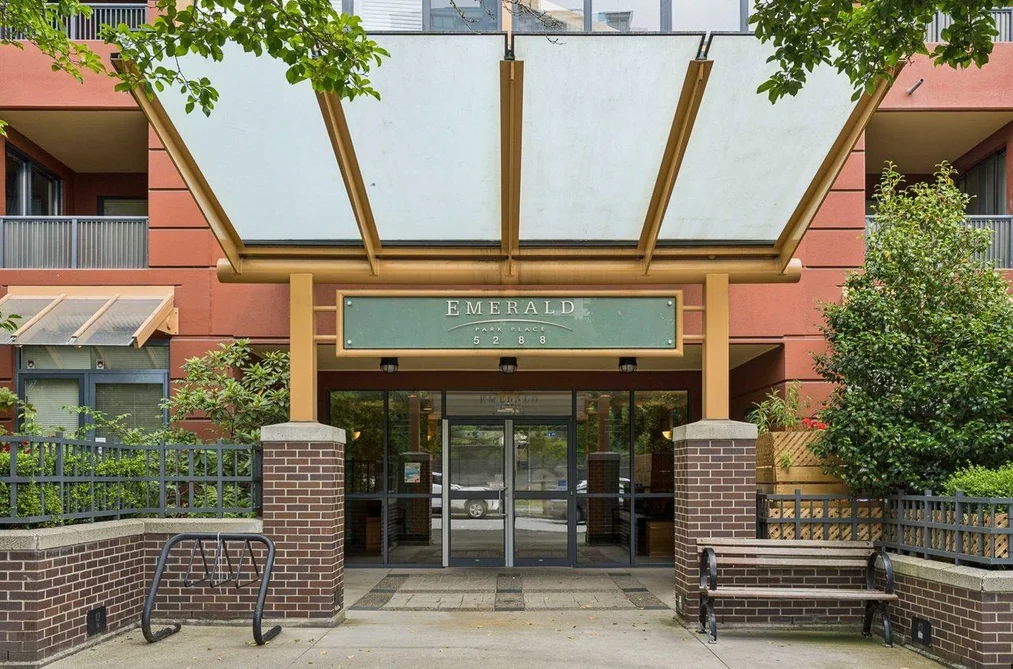Condo for sale at 203 5288 Melbourne Street Vancouver British Columbia - MLS: R3149397