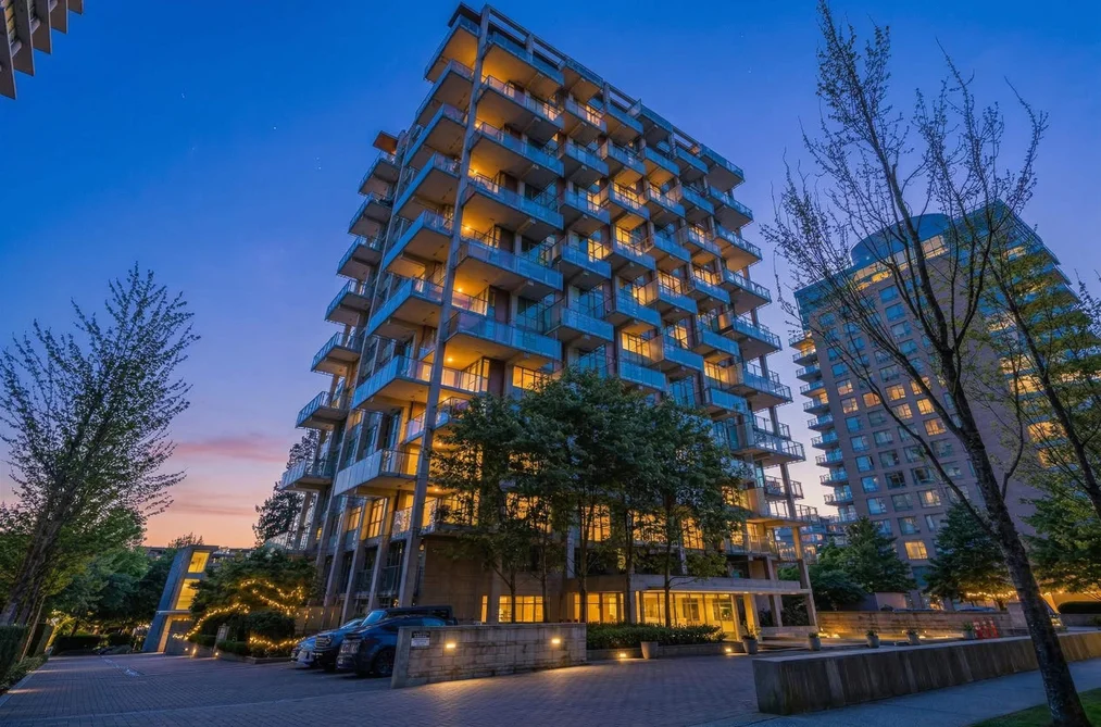 Condo for sale at 203 5782 Berton Avenue Vancouver British Columbia - MLS: R3099360