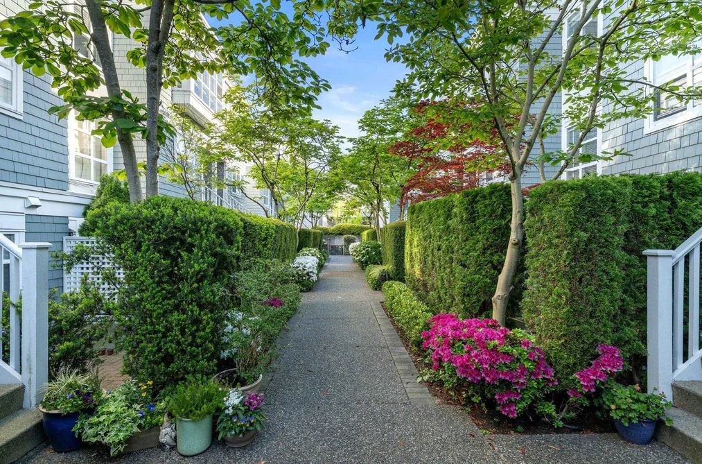 207 669 W 7TH AVENUE, Vancouver BC V5Z 1B6, Vancouver BC — Residential for Sale - Photo 2