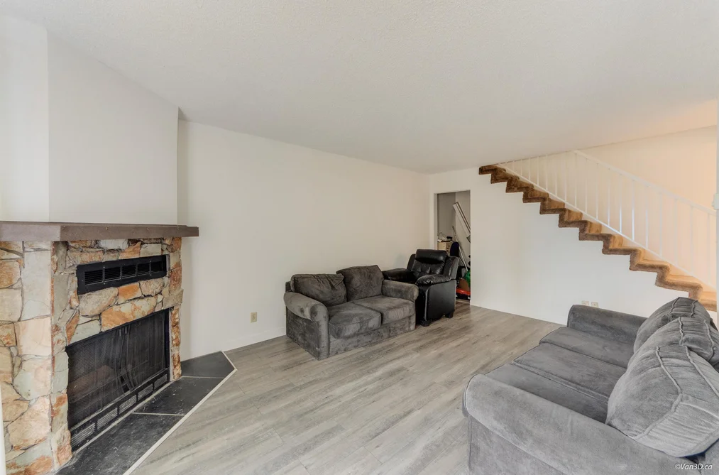 203 7162 133A STREET, Surrey BC V3W 7Z9, Surrey BC — Residential for Sale - Photo 3