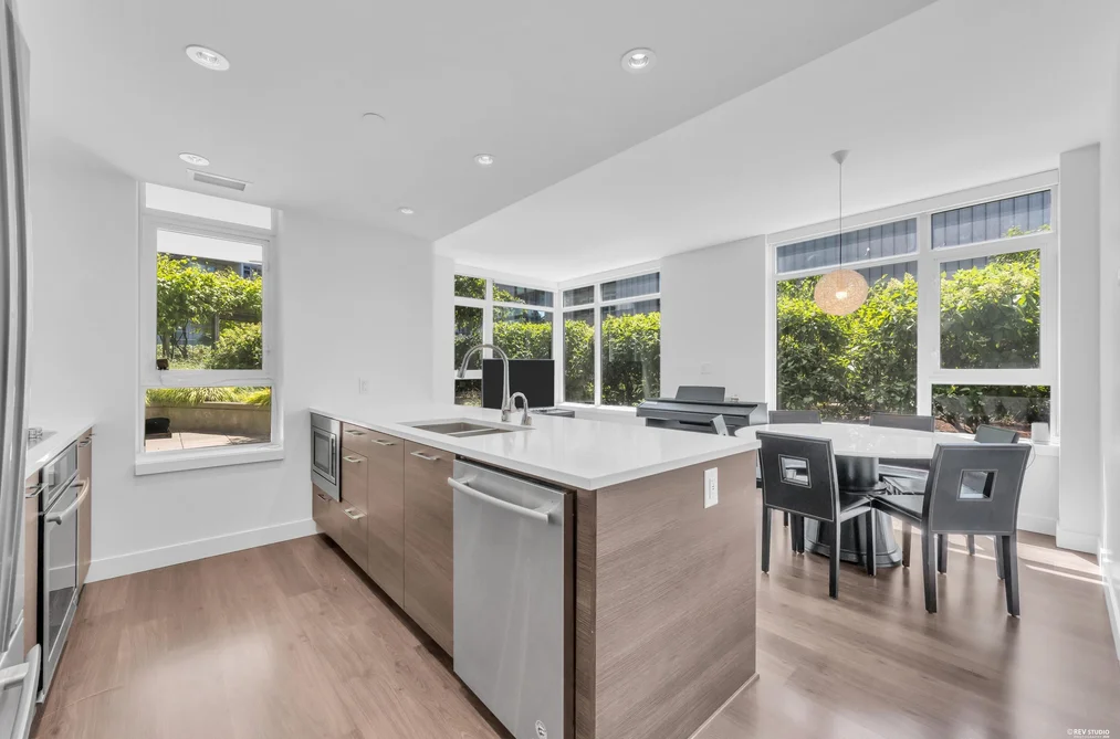 Condo for sale at 203 8538 River District Crossing Vancouver British Columbia - MLS: R3136310