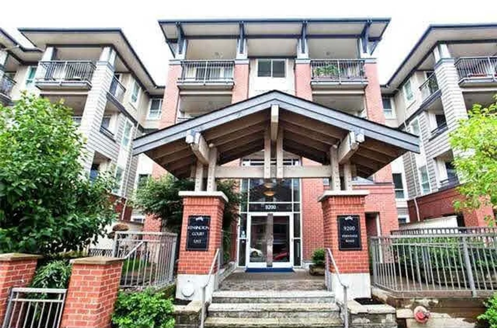 Condo for sale at 203 9200 Ferndale Road Richmond British Columbia - MLS: R3111476