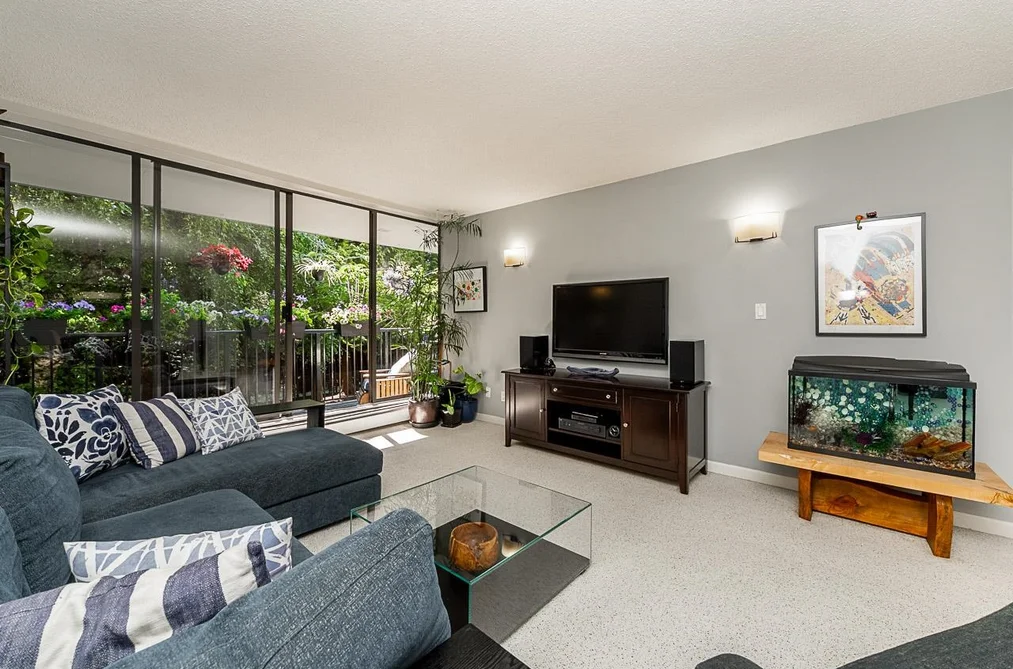 Condo for sale at 203 9320 Parksville Drive Richmond British Columbia - MLS: R3080244