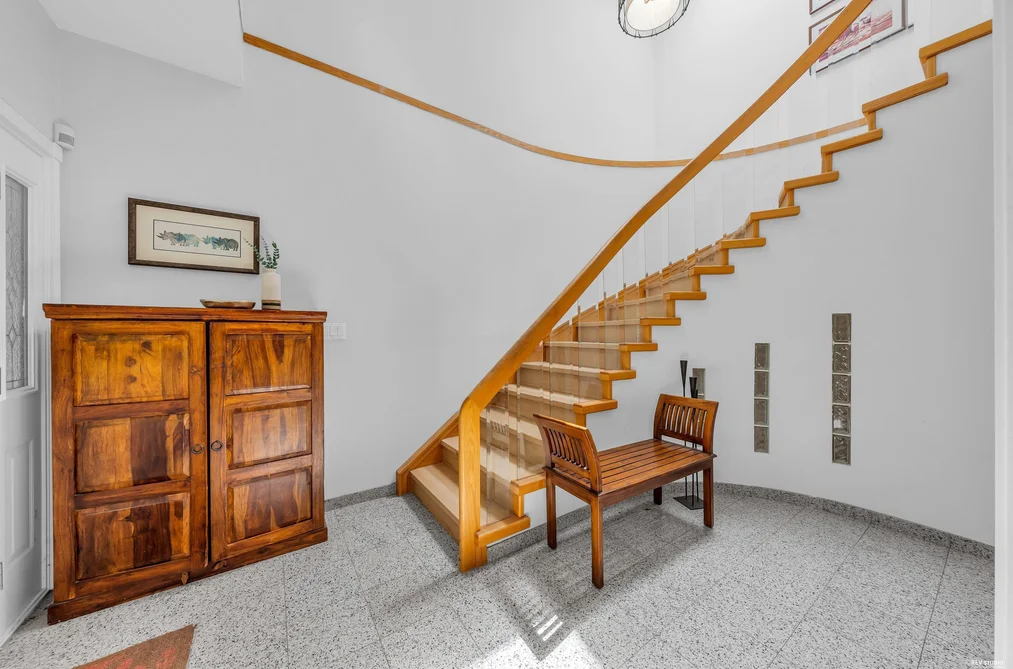 2030 E 2ND AVENUE, Vancouver, BC — Residential for Sale — Photo 2 of 40