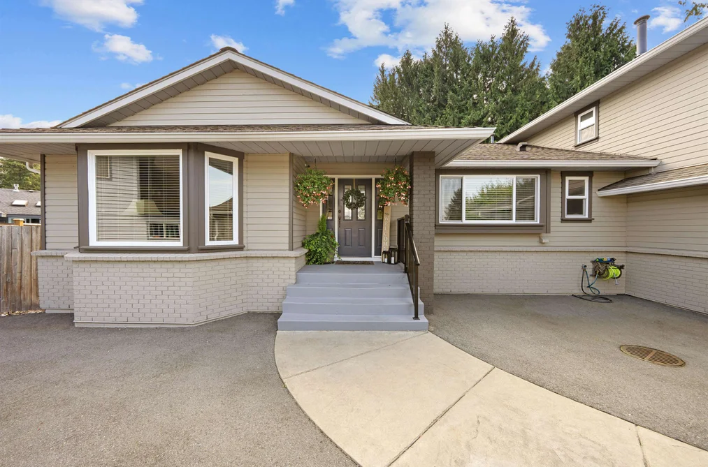 20316 123B Avenue, Maple Ridge, BC - MLS: R3162010 - Photo 4 20316 123B Avenue, Maple Ridge, BC - MLS: R3162010 - Photo 4