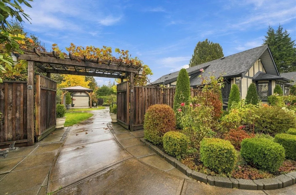 20327 Chatwin Avenue, Maple Ridge, BC - MLS: R3179488 - Photo 33 20327 Chatwin Avenue, Maple Ridge, BC - MLS: R3179488 - Photo 33