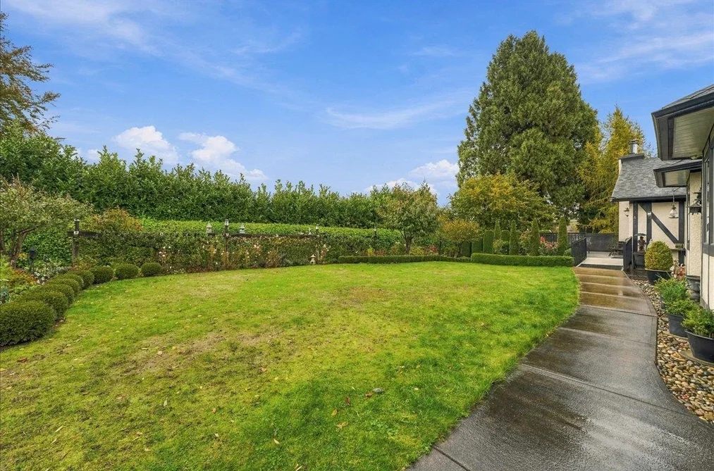 20327 Chatwin Avenue, Maple Ridge, BC - MLS: R3179488 - Photo 37 20327 Chatwin Avenue, Maple Ridge, BC - MLS: R3179488 - Photo 37