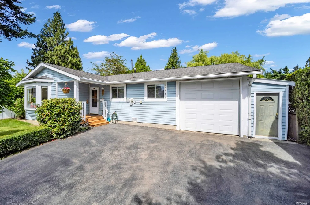 20377 KENT STREET, Maple Ridge BC V2X 1A7, Maple Ridge BC — Residential for Sale - Photo 2