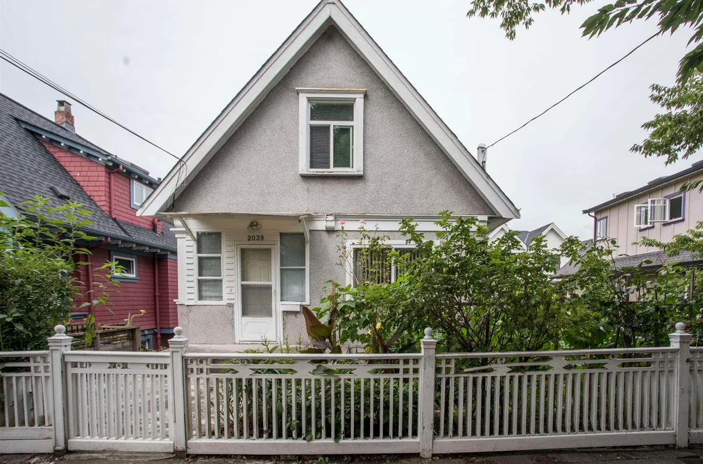 House for sale at 2039 Turner Street Vancouver British Columbia - MLS: R3160540