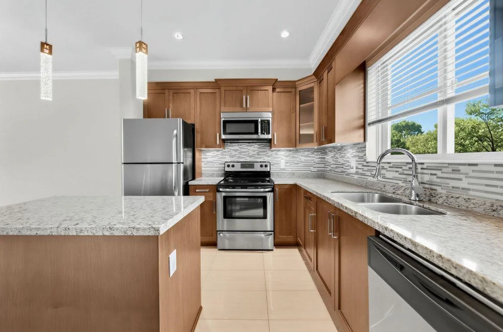 203A 7159 STRIDE AVENUE, Burnaby BC V3N 1T8, Burnaby BC — Residential for Sale - Photo 2