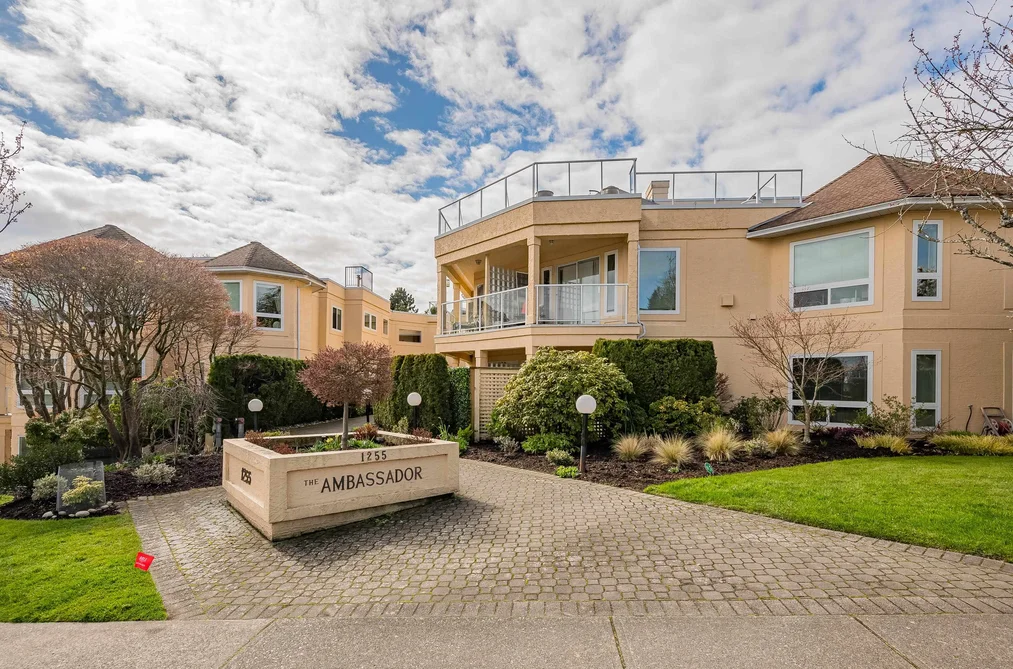204 1255 BEST STREET, White Rock BC V4B 4E1, White Rock BC — Residential for Sale - Photo 3