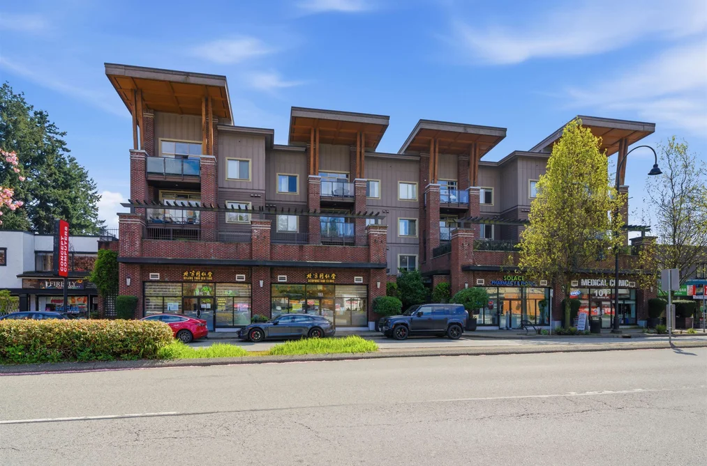 204 1273 MARINE DRIVE, North Vancouver BC V7P 1T3, North Vancouver BC — Residential for Sale - Photo 3