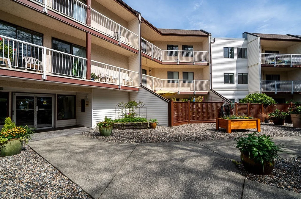 204 12890 17 AVENUE, Surrey BC V4A 1T5, Surrey BC — Residential for Sale - Photo 4