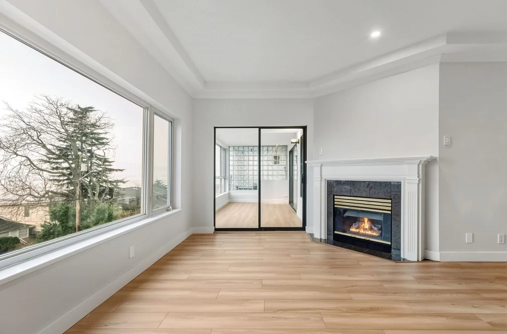 204 15176 BUENA VISTA AVENUE, White Rock BC V4B 1Y3, White Rock BC — Residential for Sale - Photo 4