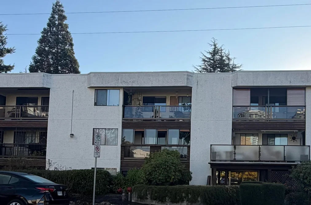 Condo for sale at 204 1526 George Street White Rock British Columbia - MLS: R3167099