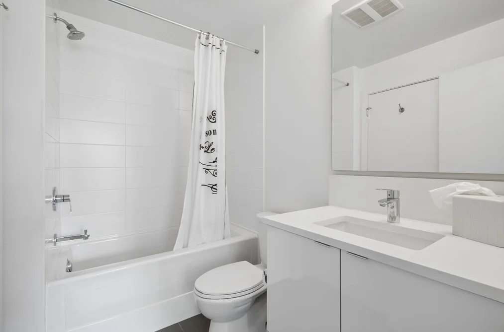 204 1621 HAMILTON AVENUE, North Vancouver BC V7P 0B6, North Vancouver BC — Residential for Sale — Photo 20 of 35