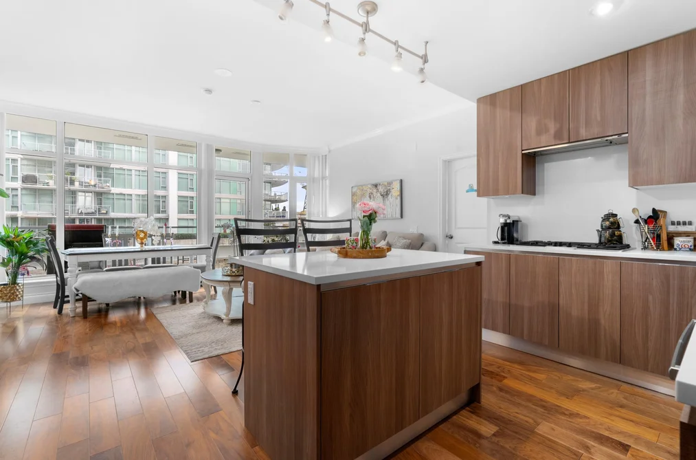 204 175 VICTORY SHIP WAY, North Vancouver BC V7L 0G1, North Vancouver BC — Residential for Sale - Photo 2
