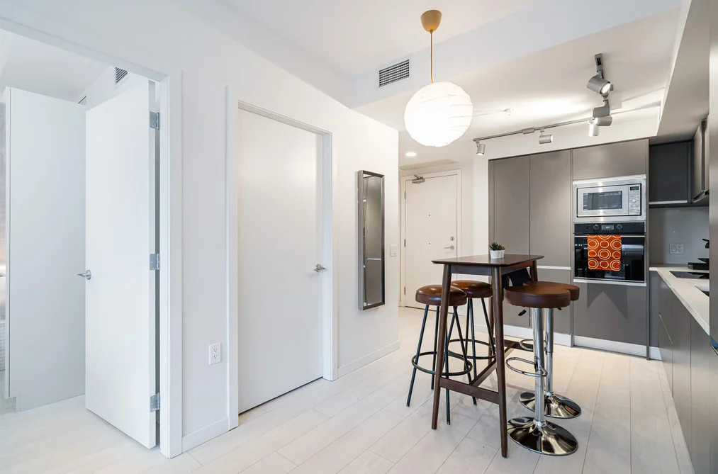 204 180 E 2ND AVENUE, Vancouver BC V5T 0K4, Vancouver BC — Residential for Sale — Photo 10 of 37