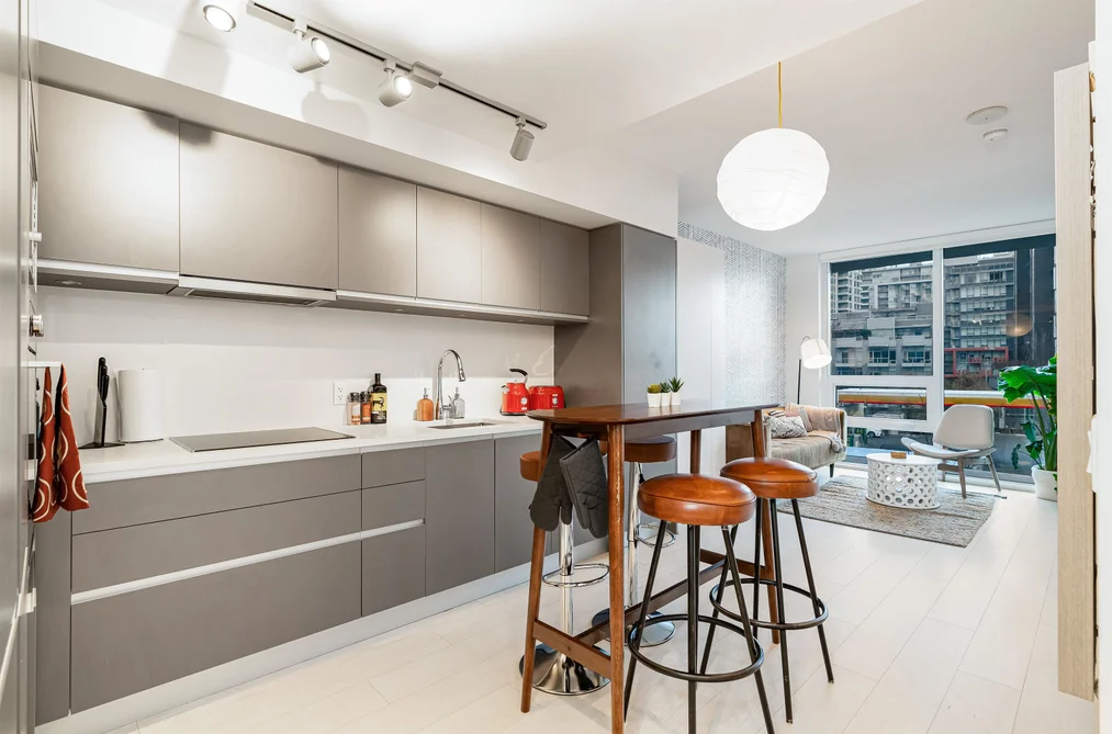 204 180 E 2ND AVENUE, Vancouver BC V5T 0K4, Vancouver BC — Residential for Sale — Photo 14 of 37
