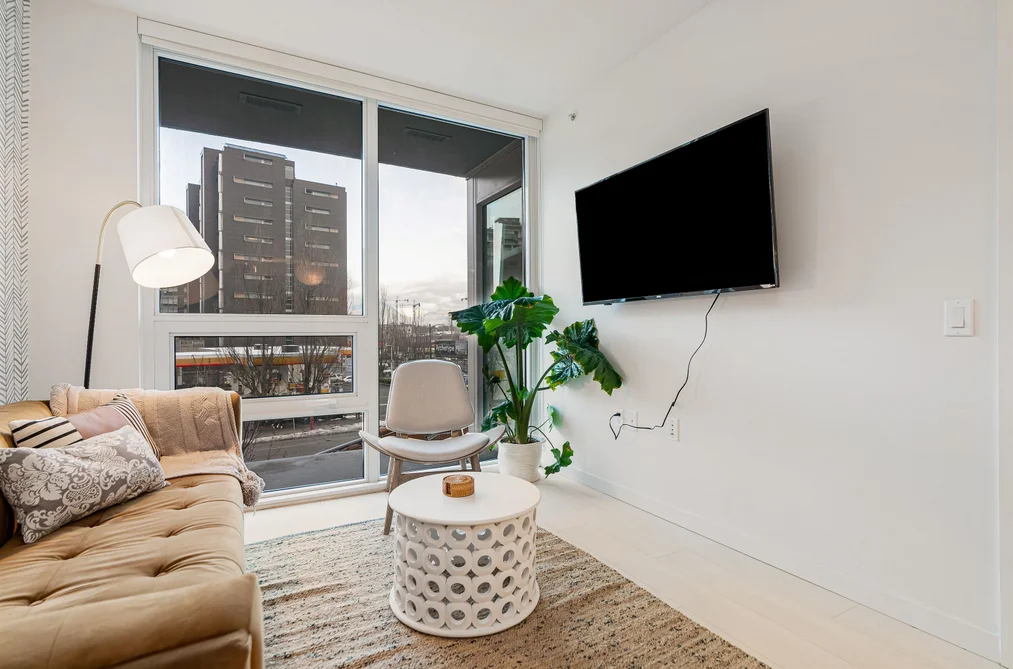 204 180 E 2ND AVENUE, Vancouver BC V5T 0K4, Vancouver BC — Residential for Sale — Photo 4 of 37