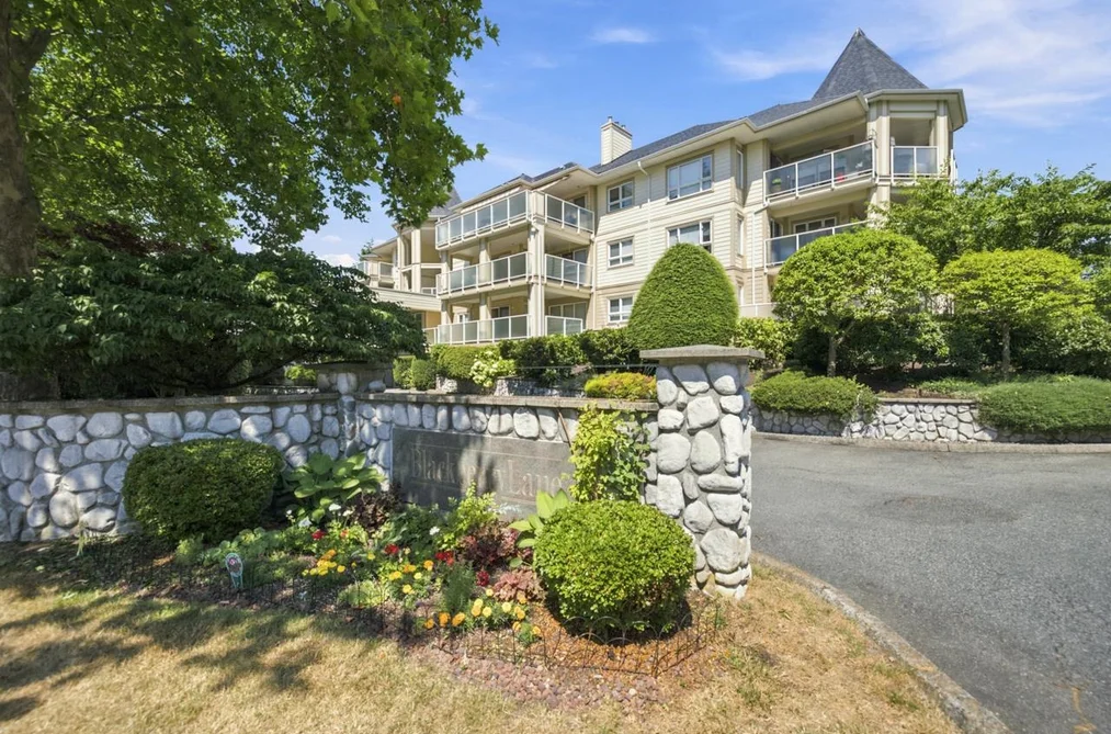 Condo for sale at 204 20125 55a Avenue Langley British Columbia - MLS: R3146414