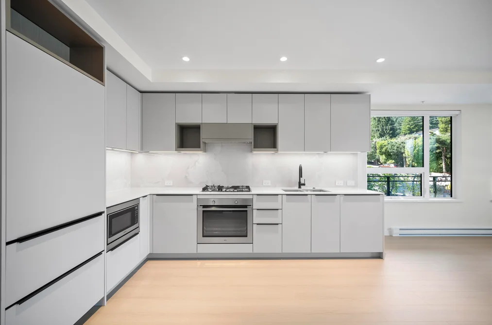 204 2015 ST. JOHNS STREET, Port Moody BC V3H 0N5, Port Moody BC — Residential for Sale - Photo 5