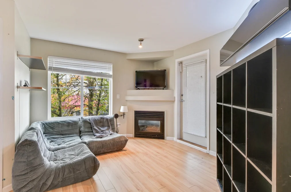 204 20200 56 AVENUE, Langley BC V3A 8S1, Langley BC — Residential for Sale - Photo 2