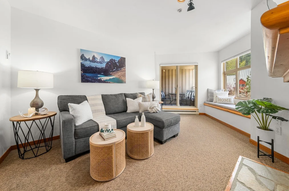 204 2050 LAKE PLACID ROAD, Whistler BC V0N 1B2, Whistler BC — Residential for Sale - Photo 3
