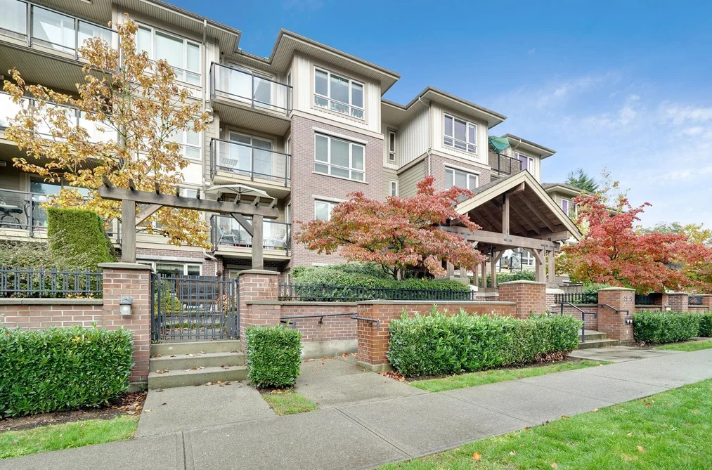 204 2175 FRASER AVENUE, Port Coquitlam BC V3B 0H8, Port Coquitlam BC — Residential for Sale - Photo 2