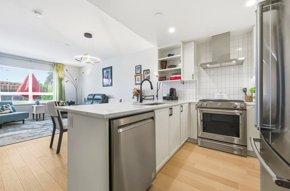 204 22265 DEWDNEY TRUNK ROAD, Maple Ridge BC V2X 3J1, Maple Ridge BC — Residential for Sale - Photo 4