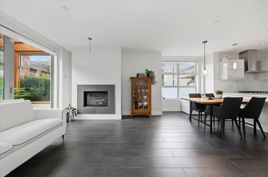 204 2388 MARINE DRIVE, West Vancouver BC V7V 1K8, West Vancouver BC — Residential for Sale - Photo 4