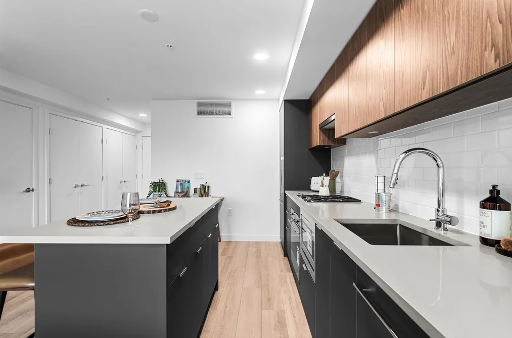 204 2419 GRANT STREET, Vancouver BC V5K 3G5, Vancouver BC — Residential for Sale - Photo 4