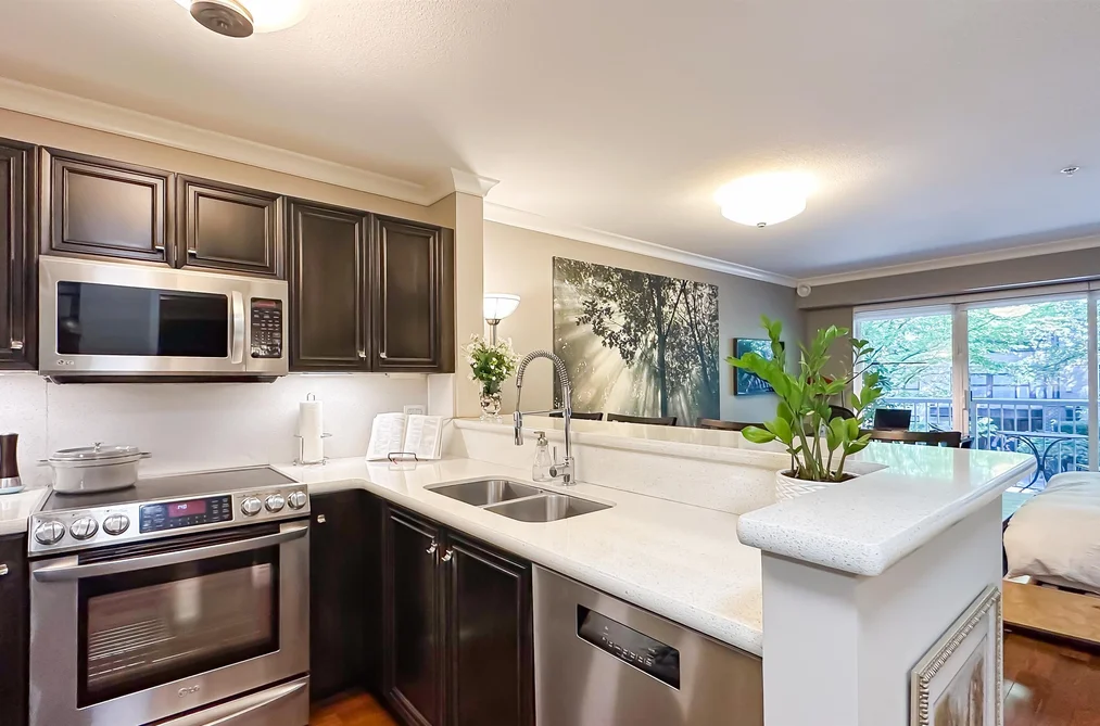 204 2628 YEW STREET, Vancouver BC V6K 4T4, Vancouver BC — Residential for Sale - Photo 4