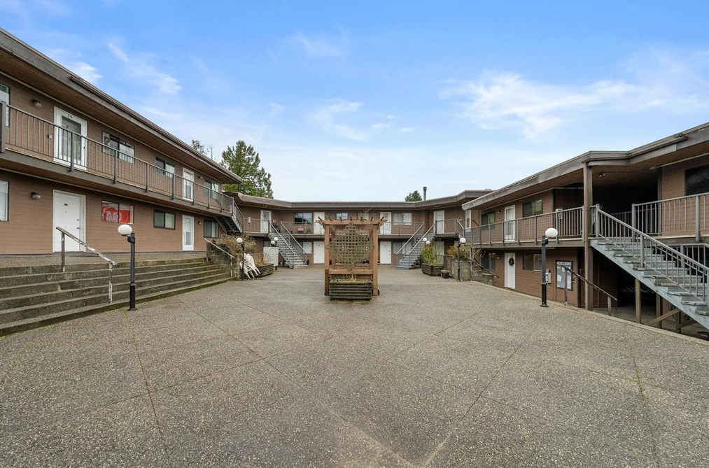 204 3136 KINGSWAY, Vancouver BC V5R 5K1, Vancouver BC — Residential for Sale - Photo 2