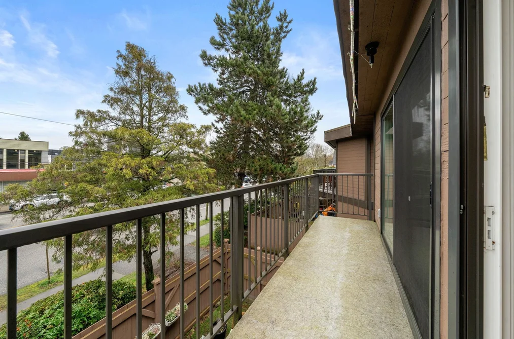 204 3136 KINGSWAY, Vancouver BC V5R 5K1, Vancouver BC — Residential for Sale - Photo 3