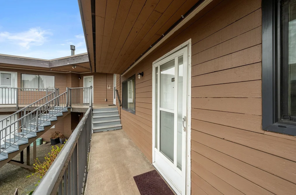 204 3136 KINGSWAY, Vancouver BC V5R 5K1, Vancouver BC — Residential for Sale - Photo 4