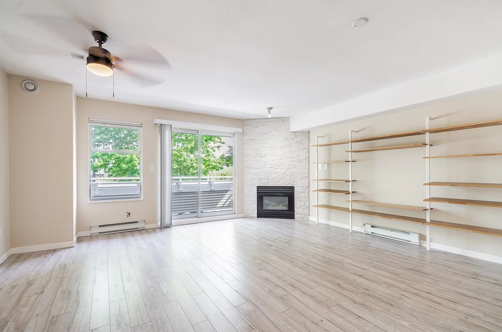 204 3183 ESMOND AVENUE, Burnaby BC V5G 4V6, Burnaby BC — Residential for Sale - Photo 2
