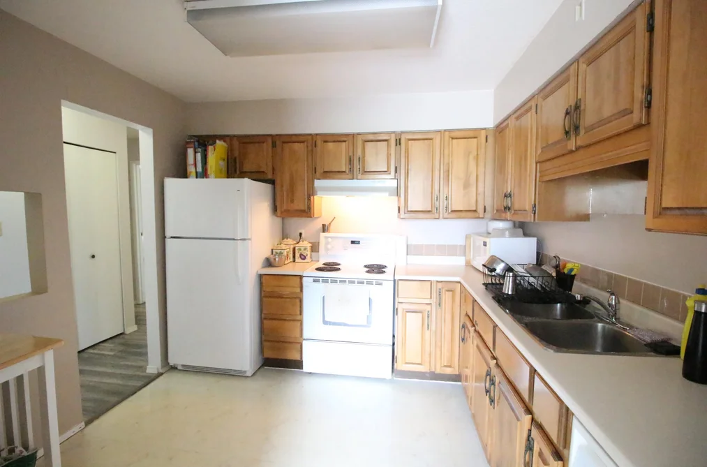 204 32025 TIMS AVENUE, Abbotsford BC V2T 2H3, Abbotsford BC — Residential for Sale - Photo 2