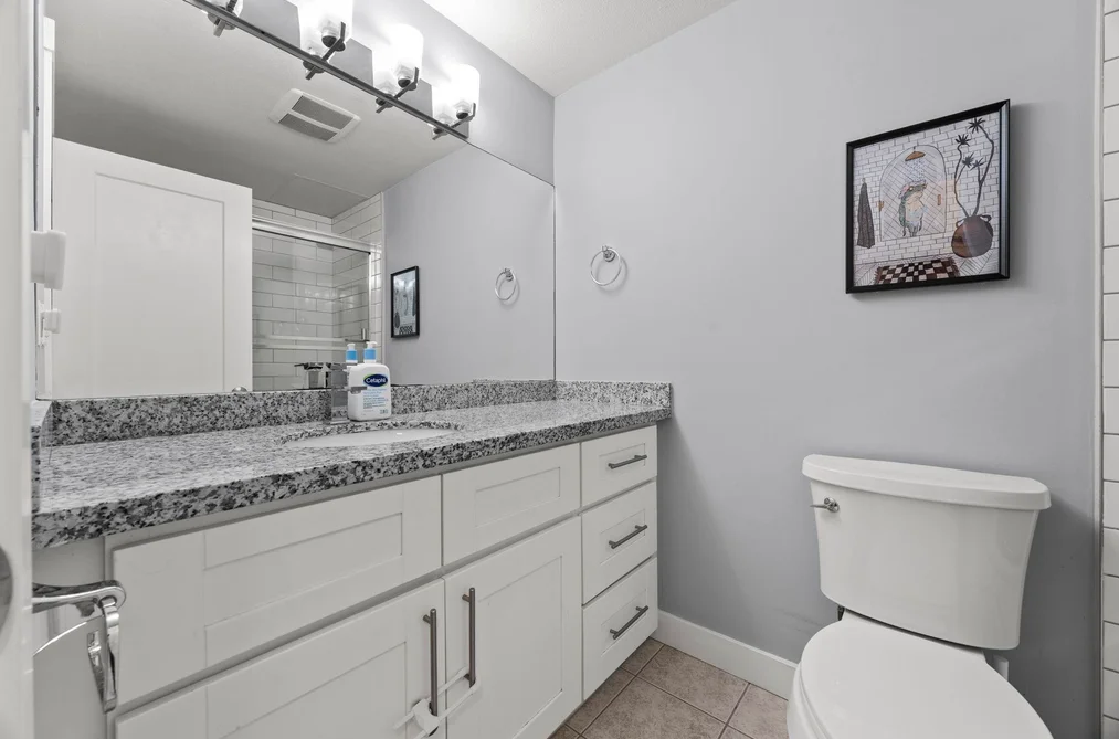 204 330 CEDAR STREET, New Westminster BC V3L 3P1, New Westminster BC — Residential for Sale — Photo 17 of 23
