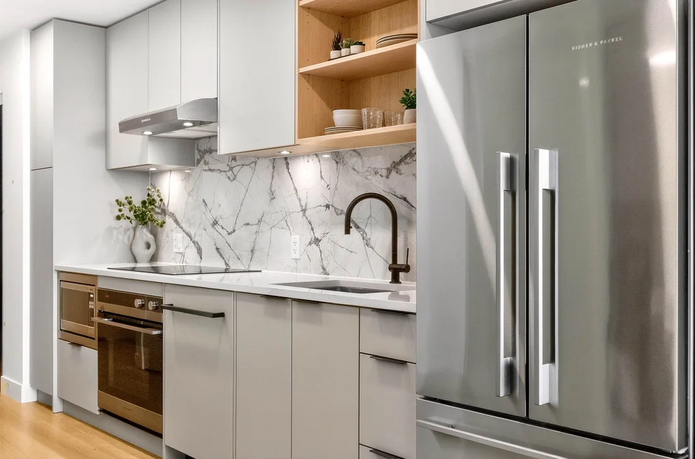 Condo for sale at 204 333 St. Davids Avenue North Vancouver British Columbia - MLS: R3132015