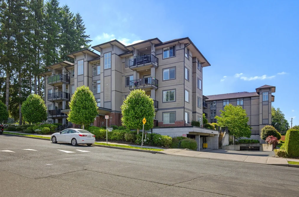 204 33898 PINE STREET, Abbotsford BC V2S 2P3, Abbotsford BC — Residential for Sale - Photo 2