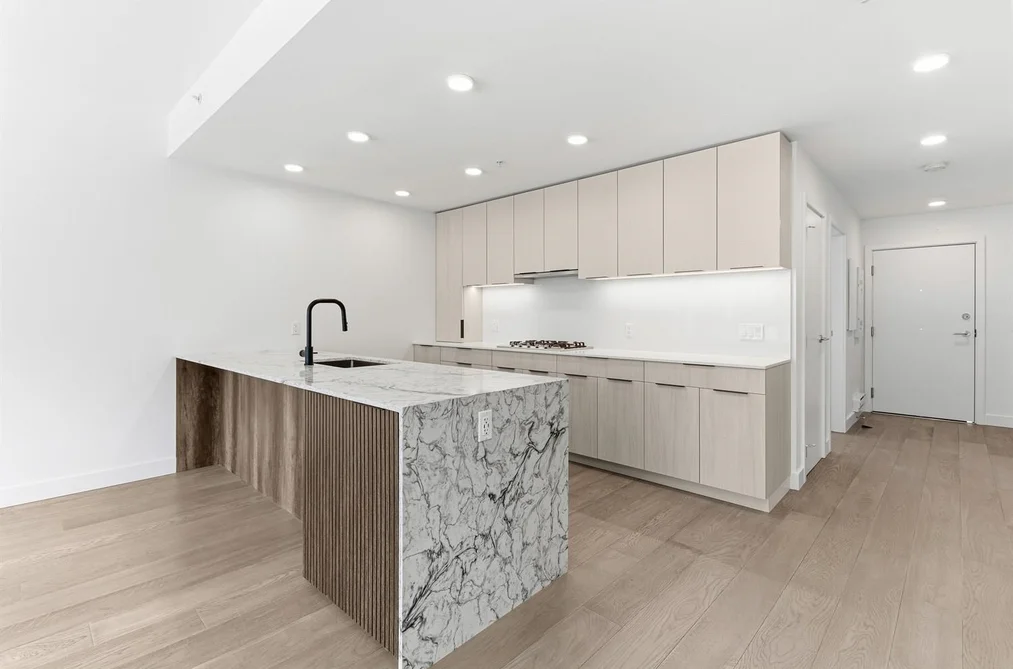 204 3590 W 39TH AVENUE, Vancouver BC V6N 3A5, Vancouver BC — Residential for Sale - Photo 2
