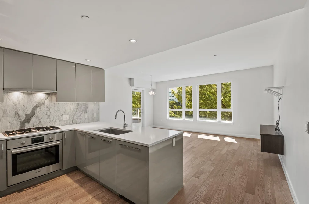 Condo for sale at 204 4080 Yukon Street Vancouver British Columbia - MLS: R3148977