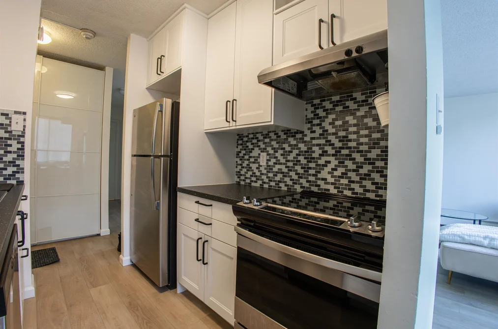 204 4200 MAYBERRY STREET, Burnaby BC V5H 4A7, Burnaby BC — Residential for Sale - Photo 5