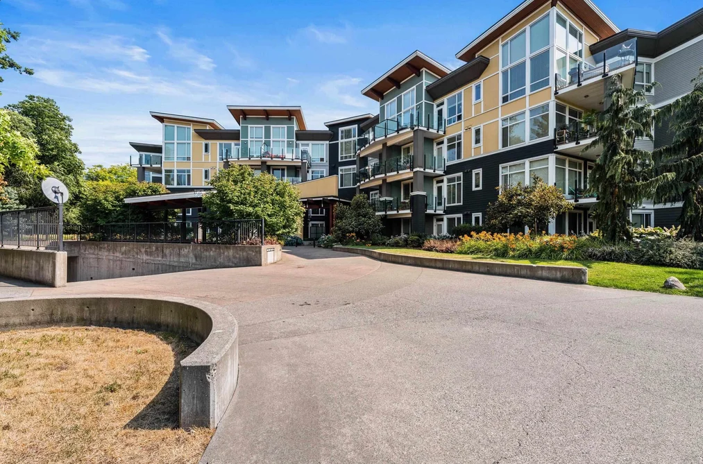 Condo for sale at 204 45389 Chehalis Drive Chilliwack British Columbia - MLS: R3166899