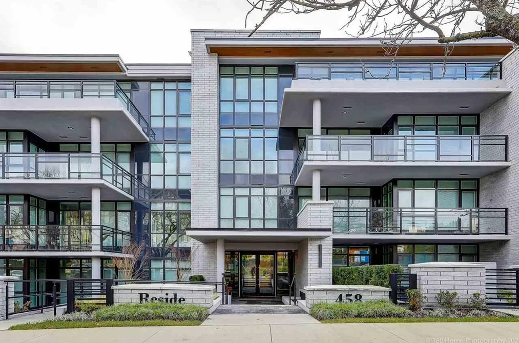 Condo for sale at 204 458 W 63rd Avenue Vancouver British Columbia - MLS: R3019033