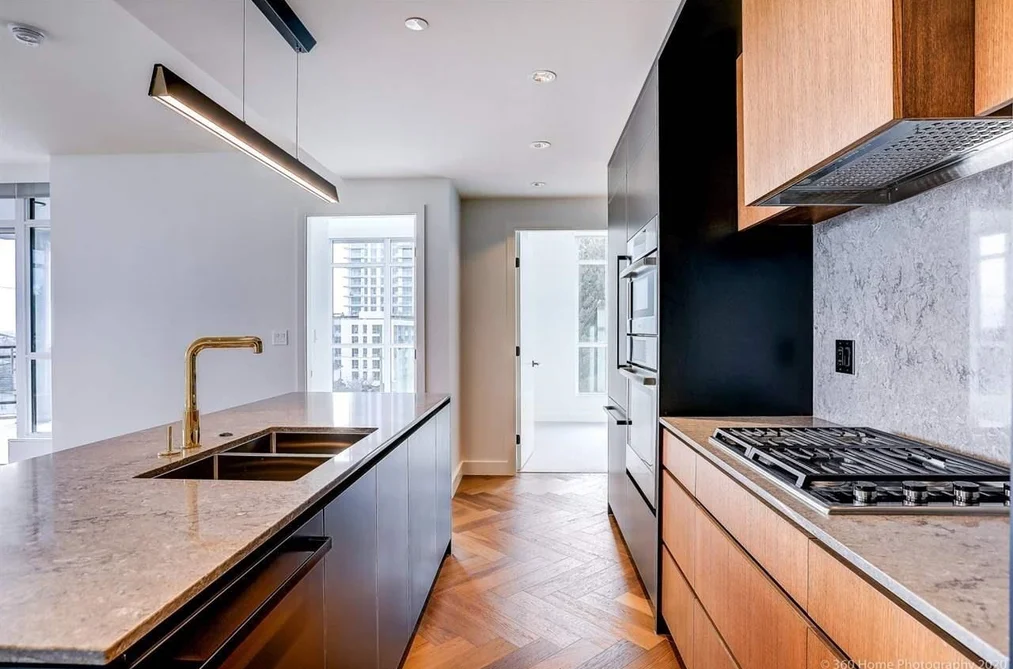 204 458 W 63RD AVENUE, Vancouver BC V5X 2J4, Vancouver BC — Residential for Sale - Photo 3