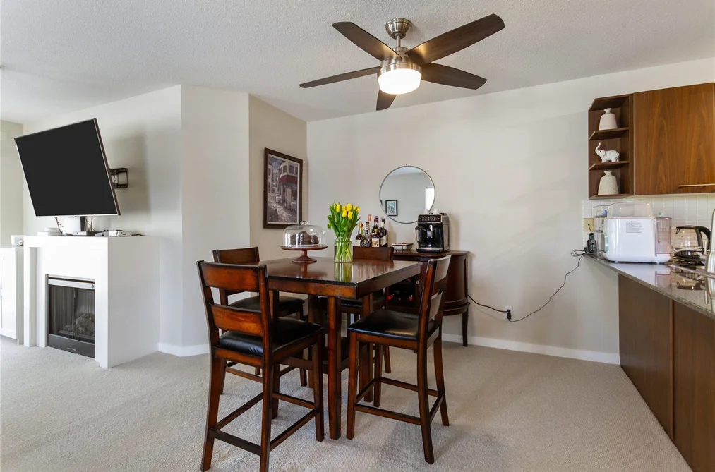 204 4728 BRENTWOOD DRIVE, Burnaby BC V5C 0G2, Burnaby BC — Residential for Sale - Photo 4