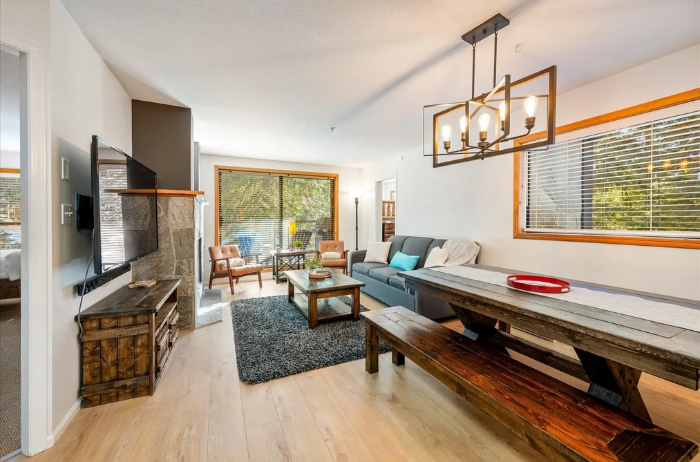 Condo for sale at 204 4821 Spearhead Drive Whistler British Columbia - MLS: R3092686